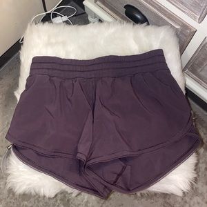 Lulu shorts size 2!!
